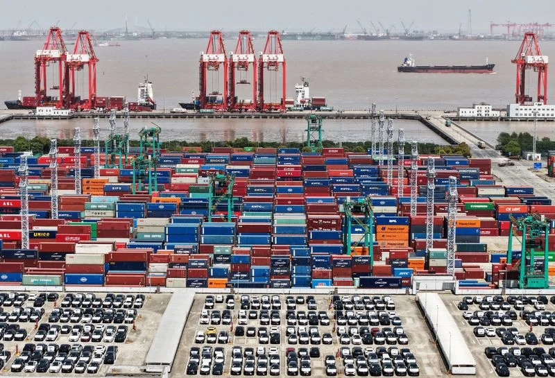 China’s car exports roar in August while domestic sales extend declines